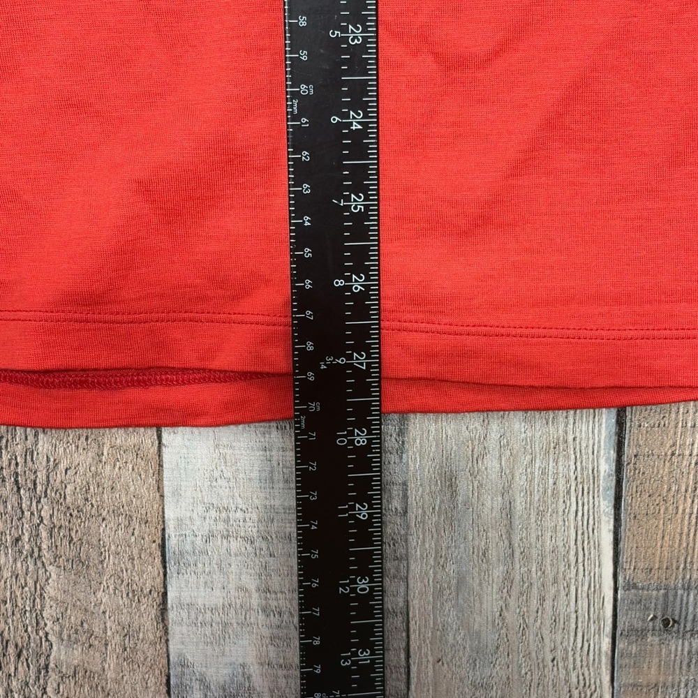 Lululemon Turtleneck Top Womens 6 Red Merino Wool Thumbhole Athletic Base Layer - Picture 8 of 10